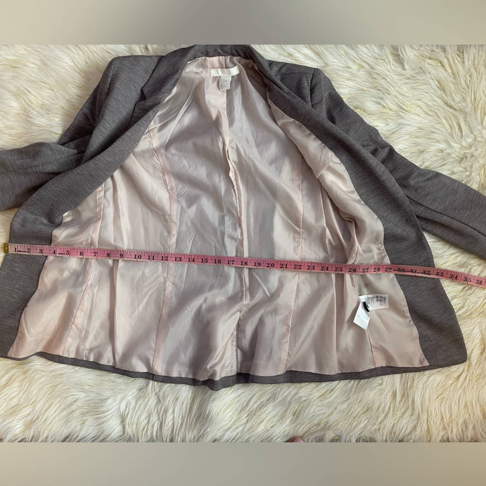 H&M Structured Blazer - Picture 8 of 8